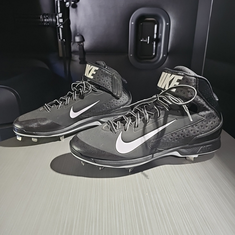 Nike Air‎ Huarache Pro Mid Mens Baseball Cleats 599235-001 Black Size-14 NWOB